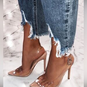 Fashion nova clear pumps-nude